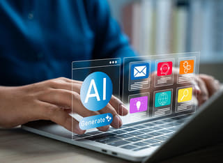 Začátečník v oblasti kryptoměn poznává principy automatického obchodování řízeného umělou inteligencí